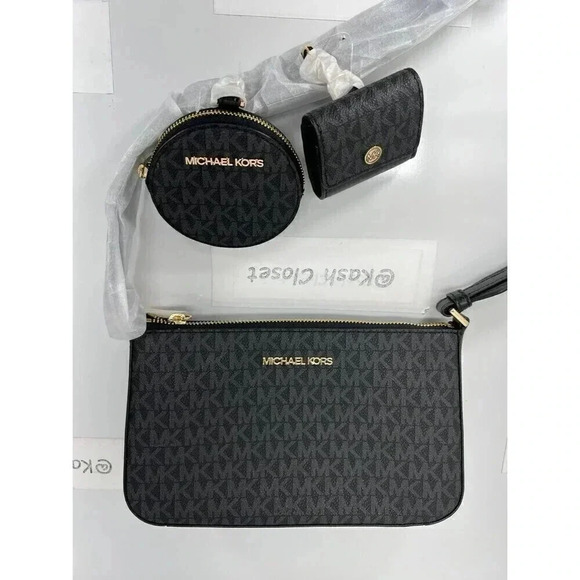 Michael Kors Jet Set Travel Tech Attached Crossbody Bag - Black